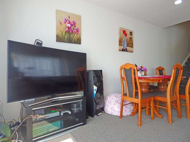 27/10 John Jennings Drive Oteha_7