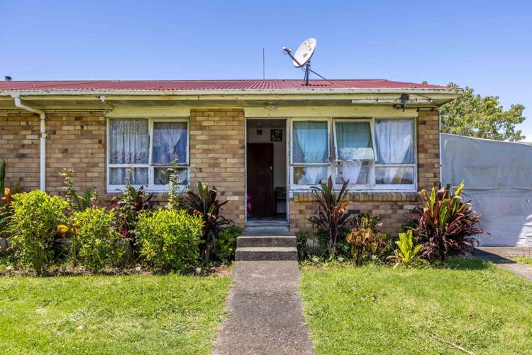 25 Point England Road Point England_11