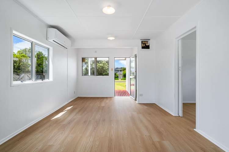 104A The Square Whangamata_8