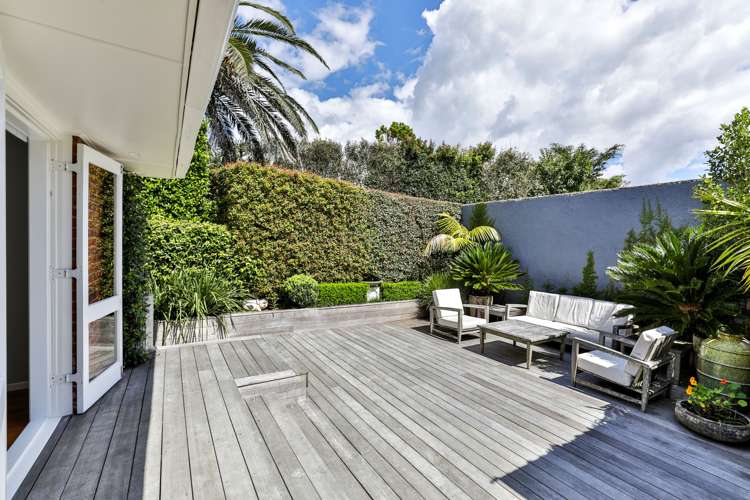 2/12 Bella Vista Road Herne Bay_10