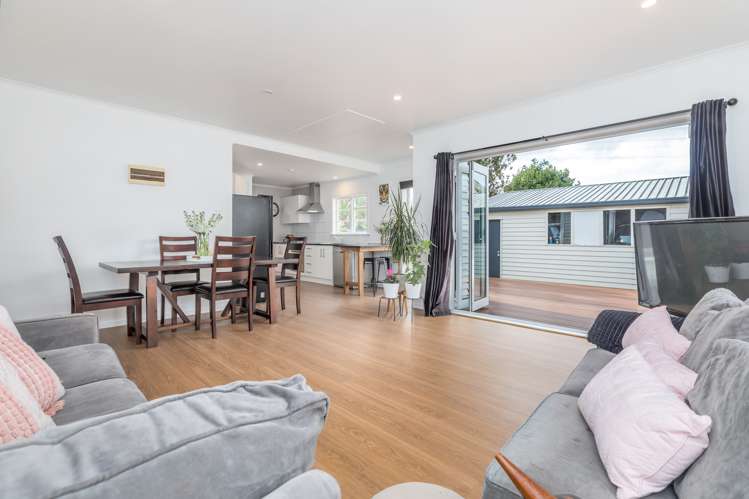 15 Wedgwood Avenue Mangere East_9