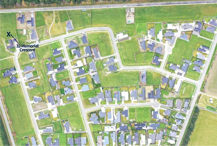 32 Memorial Crescent_5