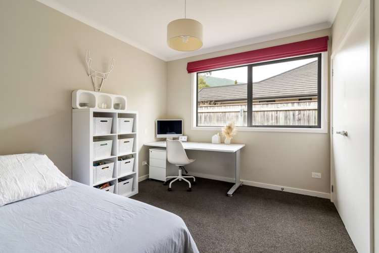 16 Sunningdale Drive Stoke_7