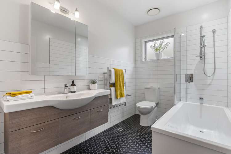 26/27 Powell Street Avondale_13