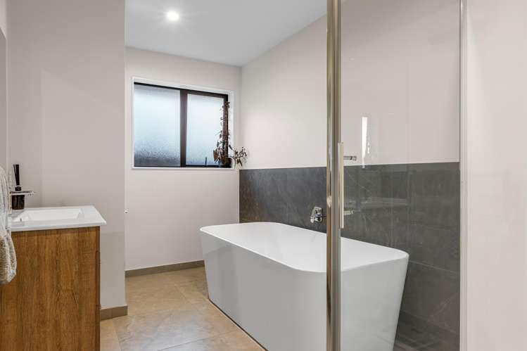 4 Selfe Crescent Marshland_11