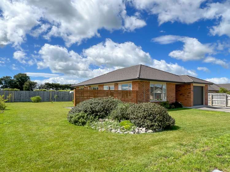 6 Madison Street Carterton_15