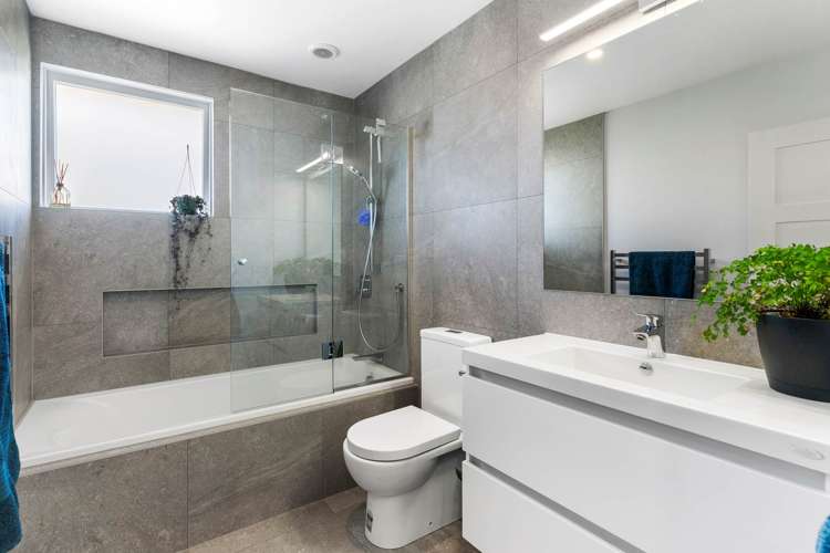 18 Harmel Road Glendene_19