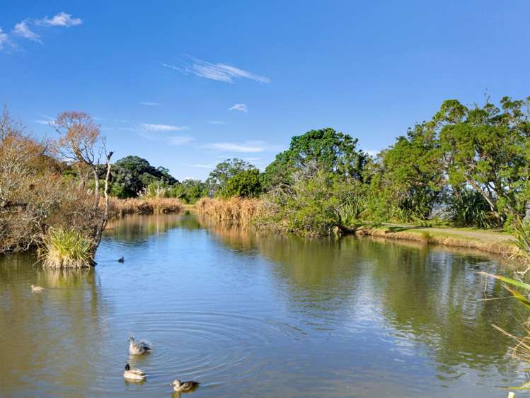 2/24 Elstree Ave Glen Innes_13