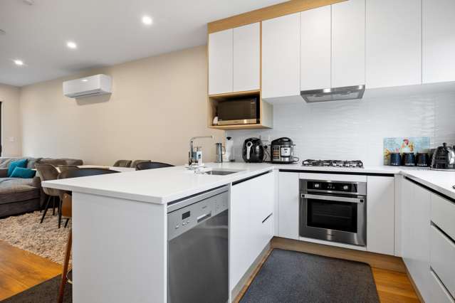 8 Freshland Drive Flat Bush_2