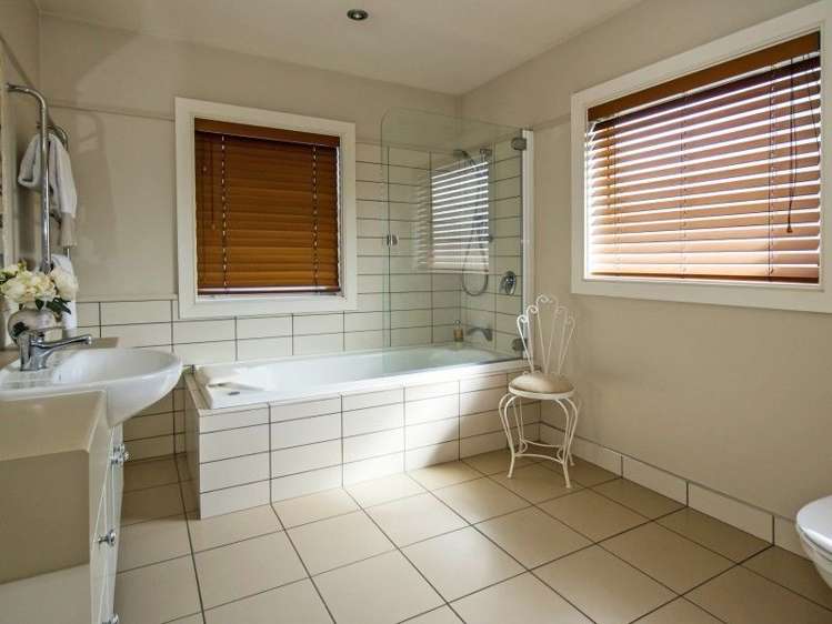 97 Oak Grove Ashburton_17