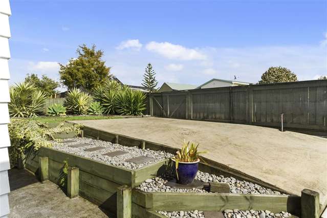 20 Riserra Drive Ranui_2