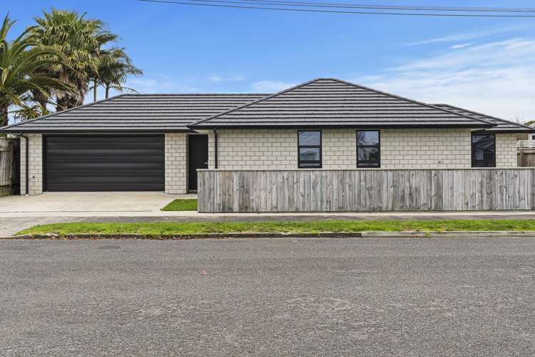 1/5 Massey Street Westown_14