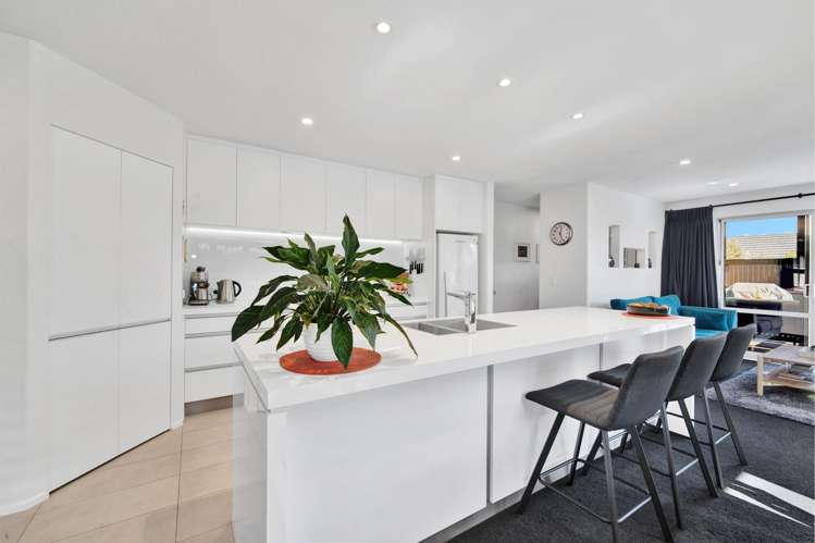 16 Whitau Place_4