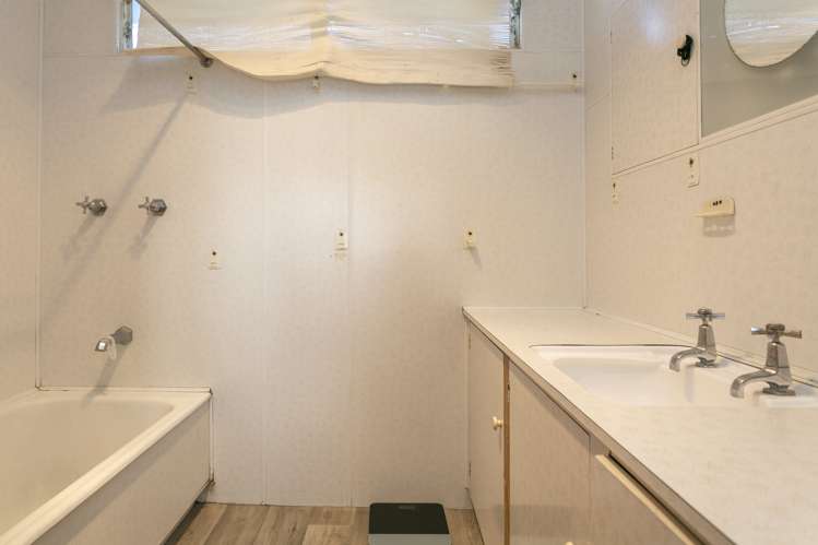 28 Matipo Street Taupo_16