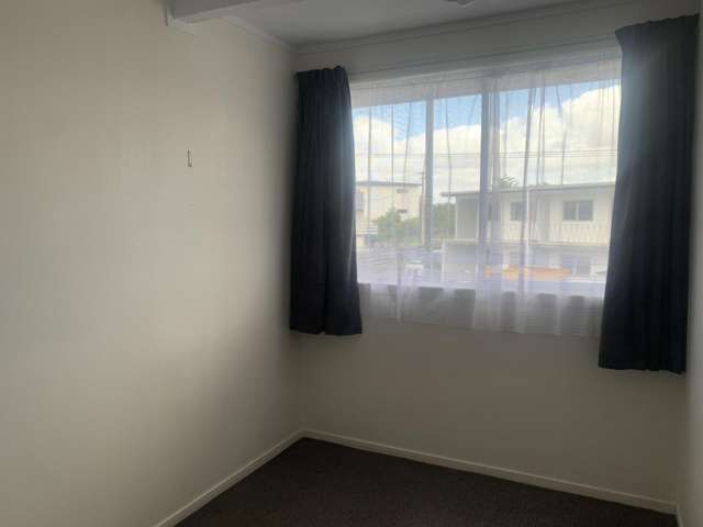 8/3 Tralee Place 1076_3