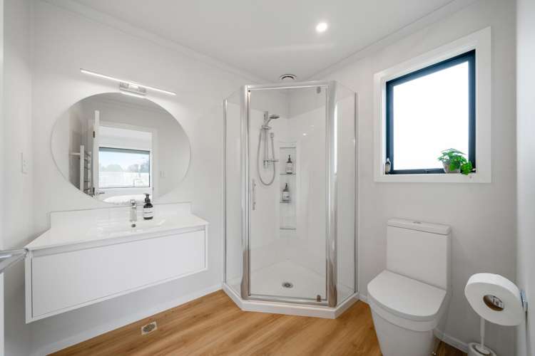 17 Reakes Crescent Wallaceville_10