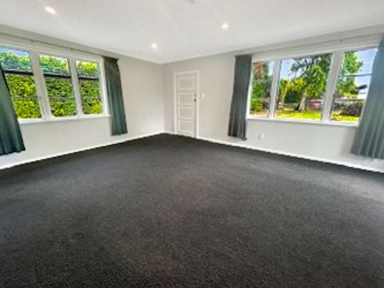 2732 Kimbolton Road 10643_4