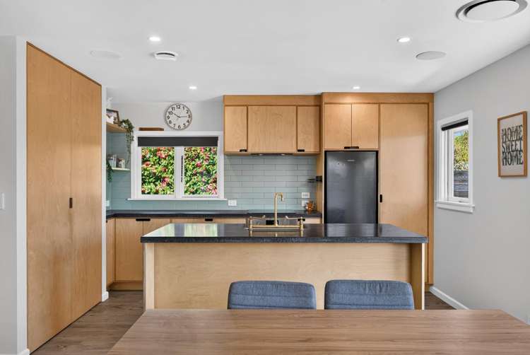 9 Stanbury Avenue Somerfield_10