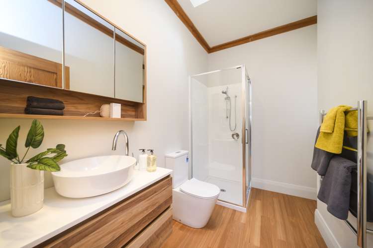 16 Annandale Avenue Takaro_13