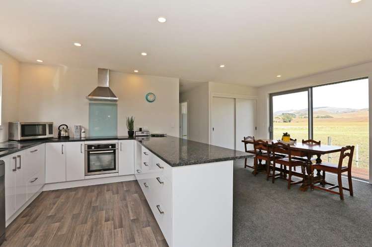 47 Harper Road Waimarama_3