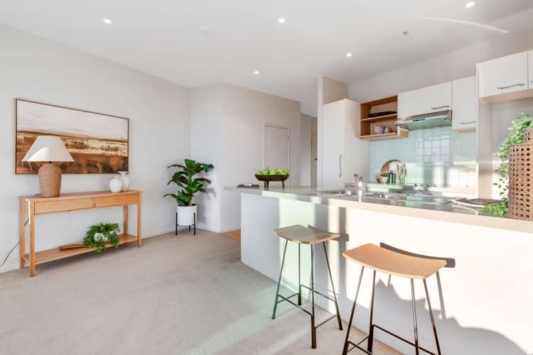 909/11 Tamariki Avenue Orewa_13