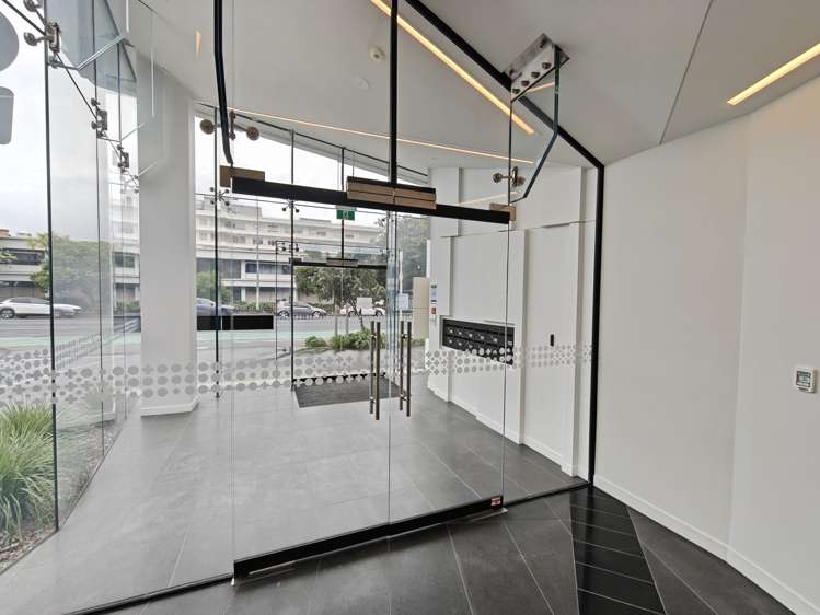 118/223a Green Lane West Auckland_1