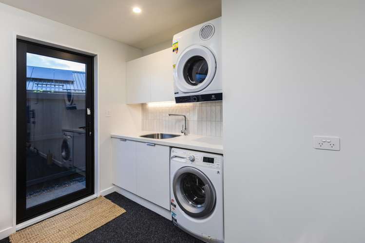 7 Winning Post Place Halswell_24