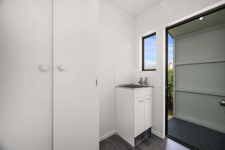 18a Grayson Avenue Mangakakahi_9