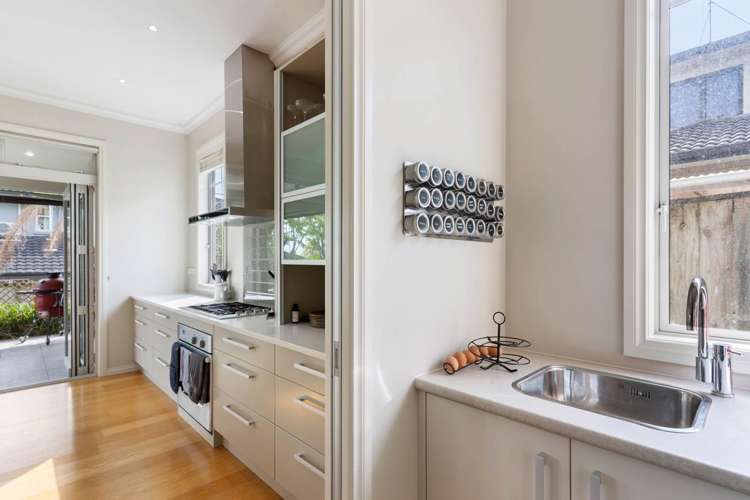 14 Armstrong Farm Drive East Tamaki Heights_13