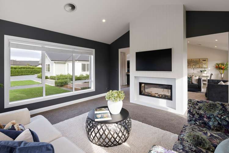 25 Alan Livingston Drive Cambridge_16