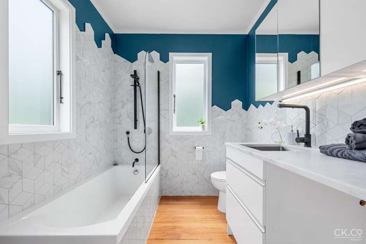 34 Miromiro Road Normandale_14