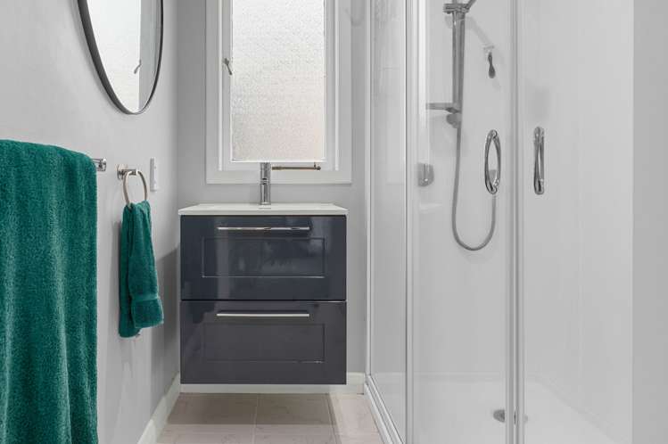 124 Rifle Range Road Dinsdale_14