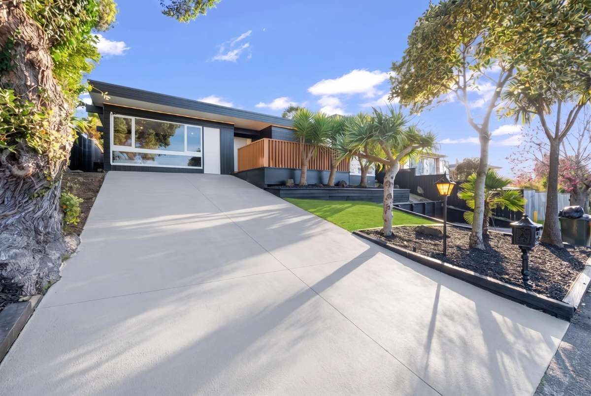 21 Lawrence Crescent_1