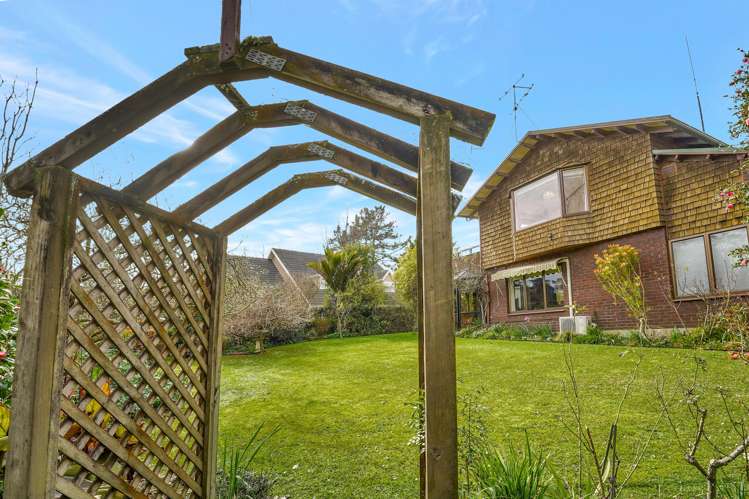 31 Marlowe Drive Leamington_16