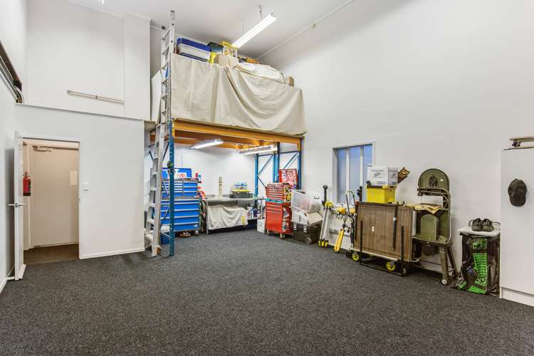 7 Lowburn Place Clover Park_11