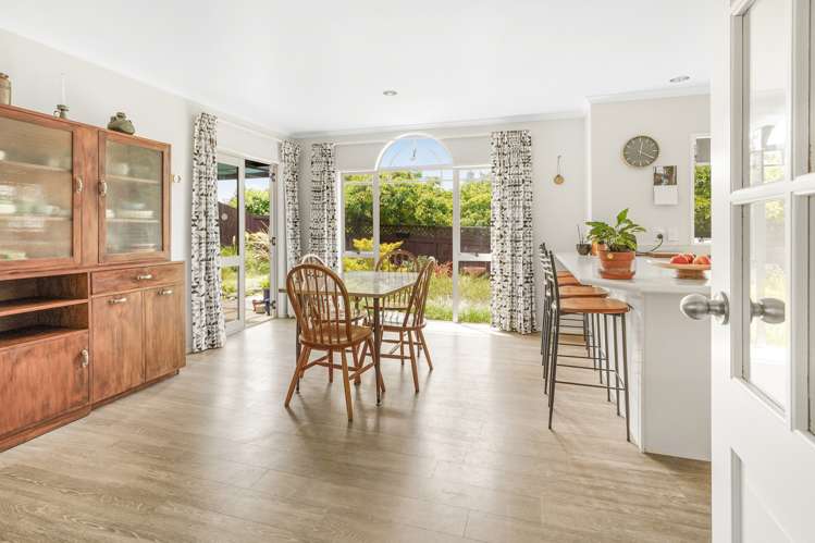 68 Sunnyhills Avenue Glenview_7