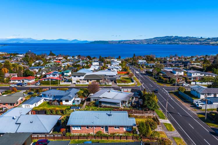 55 Taharepa Road Hilltop_9