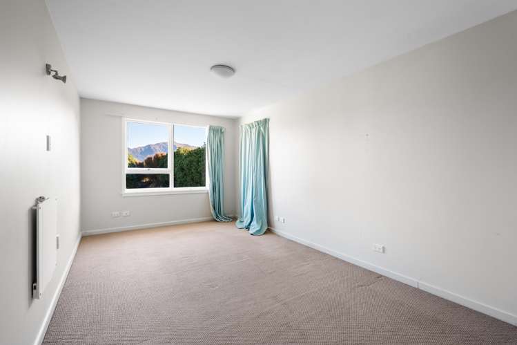 85 Newcastle Road Hawea Flat_12