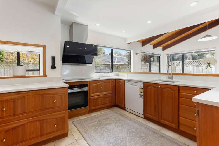 141a The Drive Epsom_22