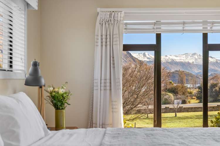 261 Beacon Point Road Wanaka_16