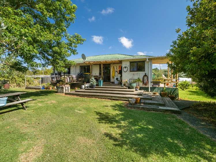 234 Muriwai Valley Road Muriwai_16
