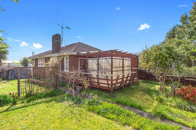 25 Byron Road Enderley_1