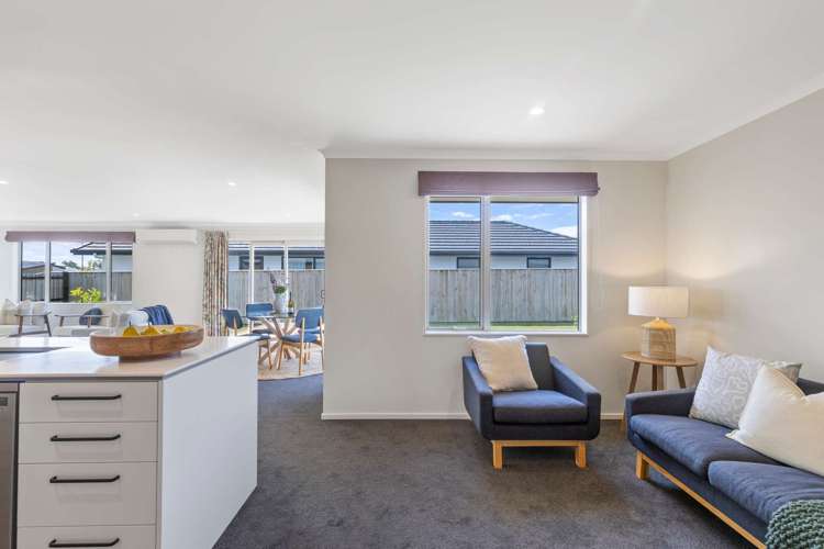 5 Chertsey Street Richmond_10