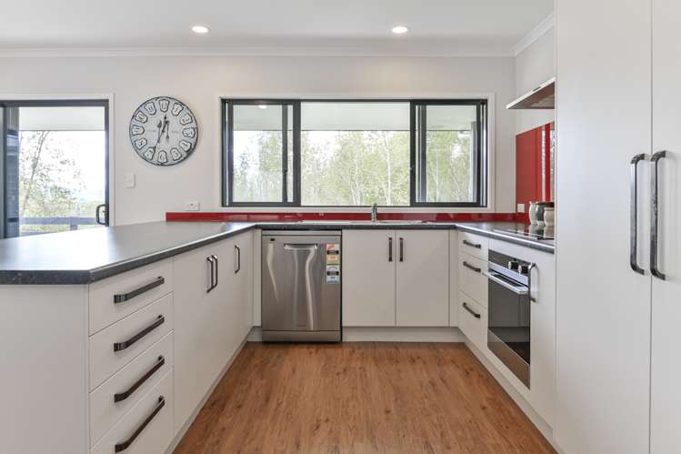 608 Apley Road Puketapu_9