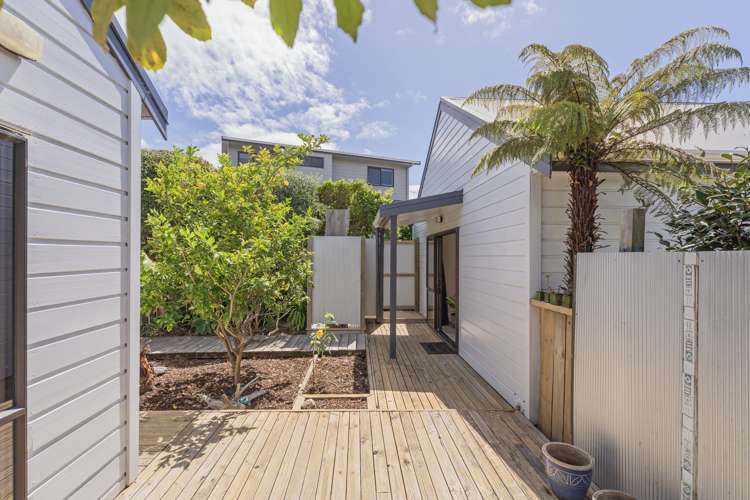 111 Marram Place Matarangi_13