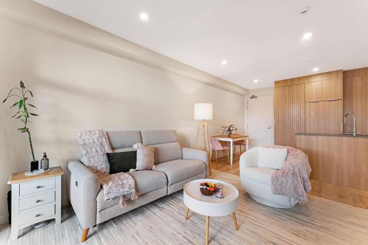 G06/20a Pukerangi Crescent Ellerslie_2