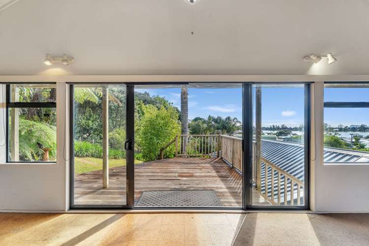 99 Main Road Tairua_9