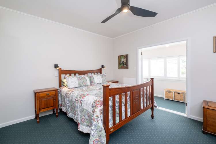 36 Nelson Crescent Napier South_11