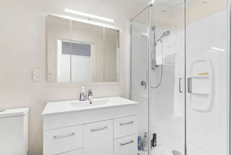 9 West Palms Way Pukekohe_16