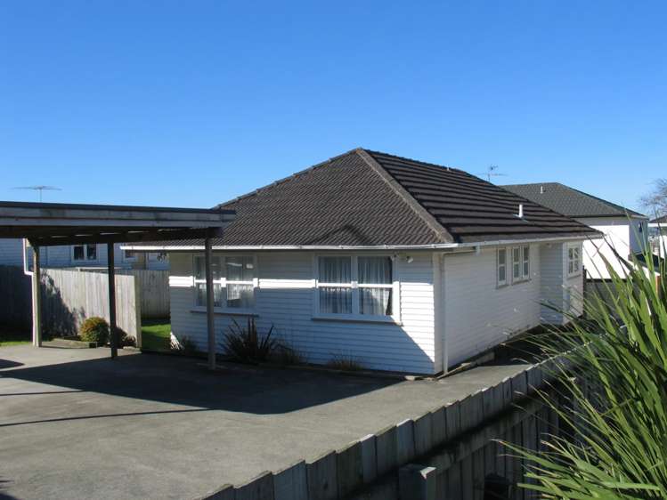 189 Te Atatu Road_0